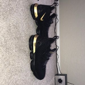 Lebron 16’s